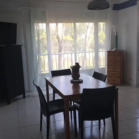 Beautiful Equipped Near The Sea Apartamento *